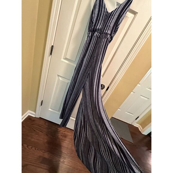 Lulus Jumpsuit Womens XL Blue White Stripe Wide Leg Sleeveless Tie Back V-Neck - Picture 4 of 6